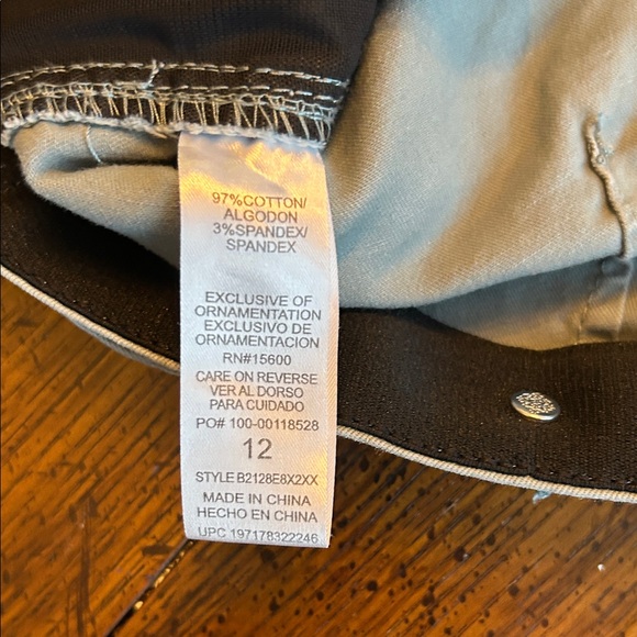 Democracy AbTech Women’s green jeans/chinos NWOT. size 12 - Picture 8 of 8